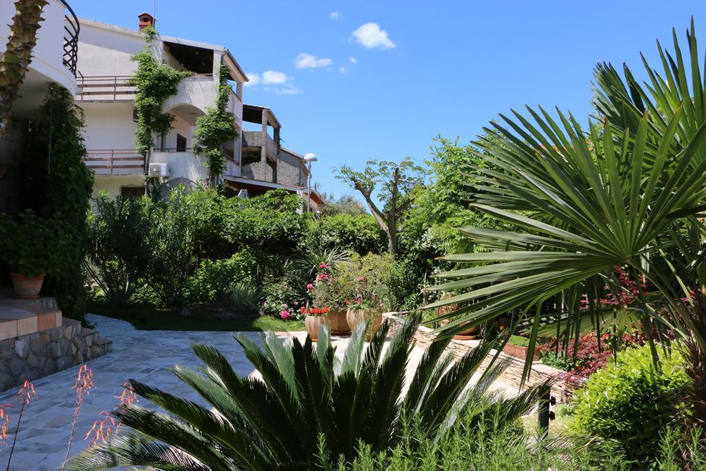 סטארי גראד Anchor Apartments מראה חיצוני תמונה