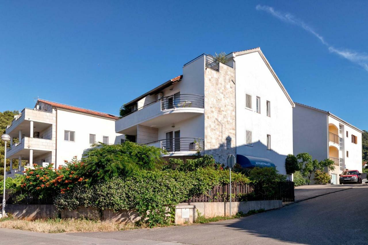 סטארי גראד Anchor Apartments מראה חיצוני תמונה